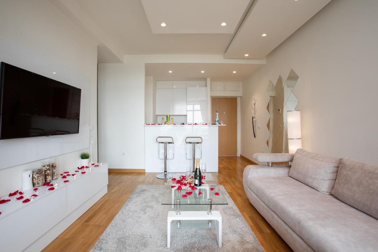 Waterfront - River View Apartament *