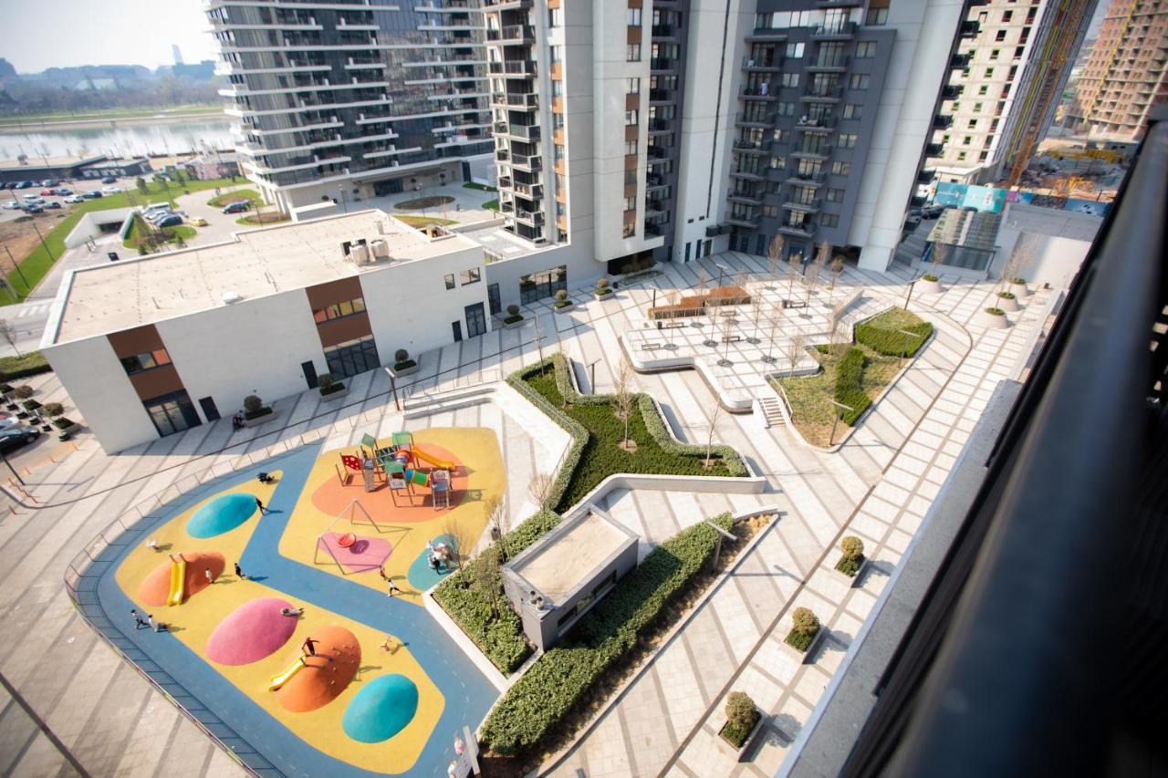 Waterfront - River View *