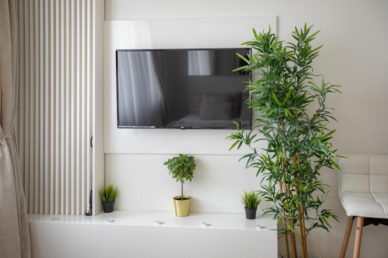 Waterfront - River View Apartment