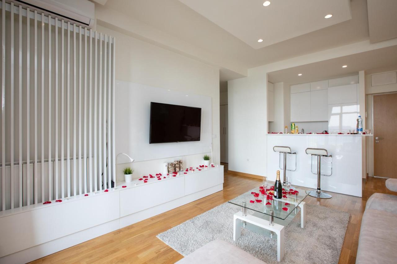 Waterfront - River View Apartment